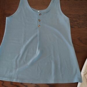 Womans tank XXL